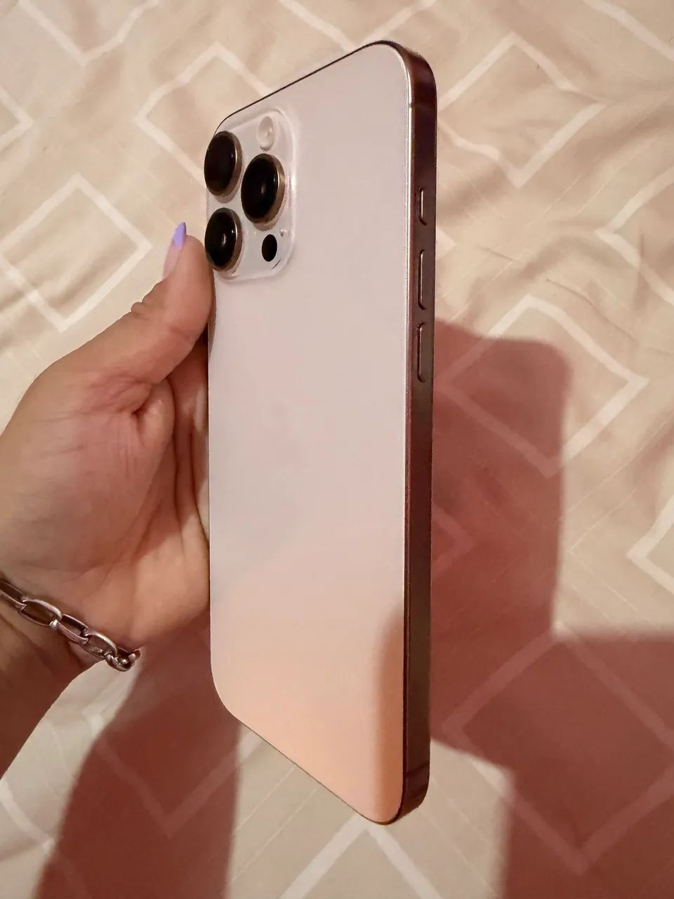 IPHONE 16 PRO MAX - Foto 3