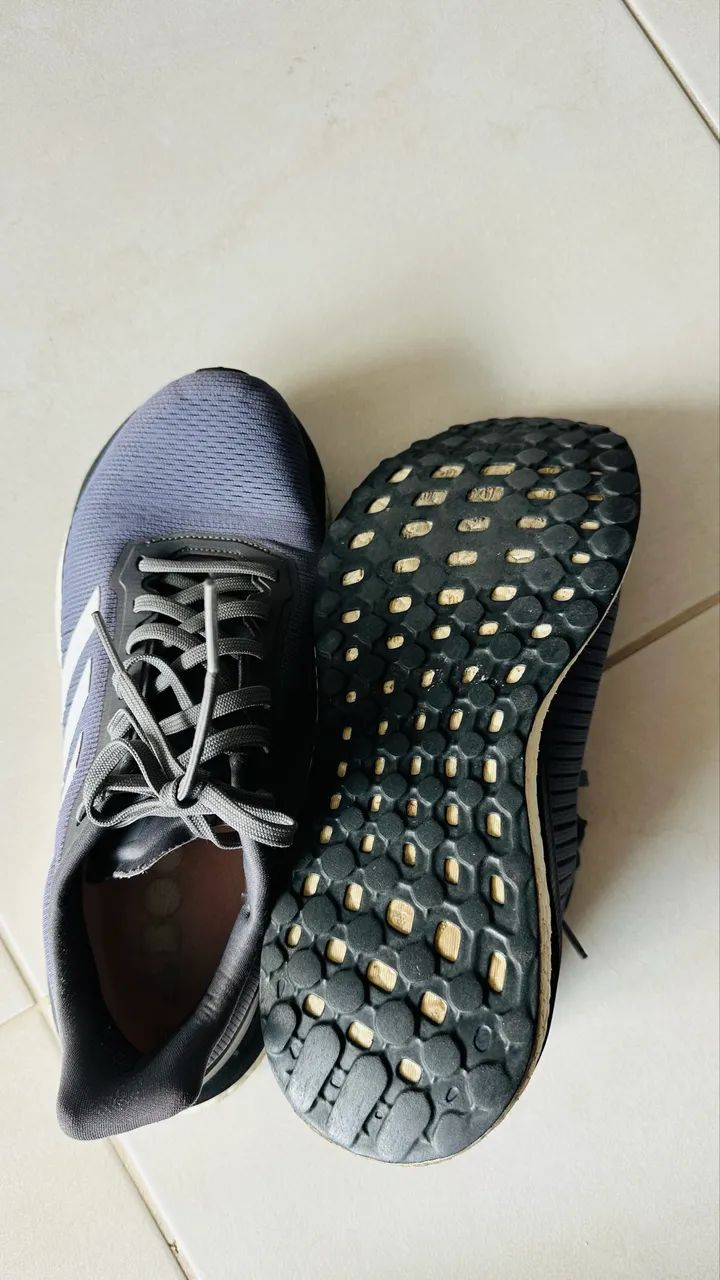 Tênis Adidas Boost 38 cinza - Foto 3