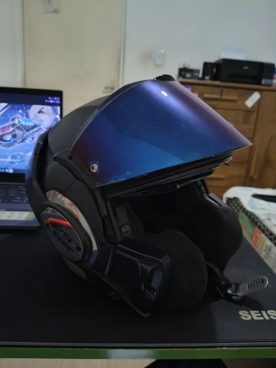 Capacete LS2 Valiant 