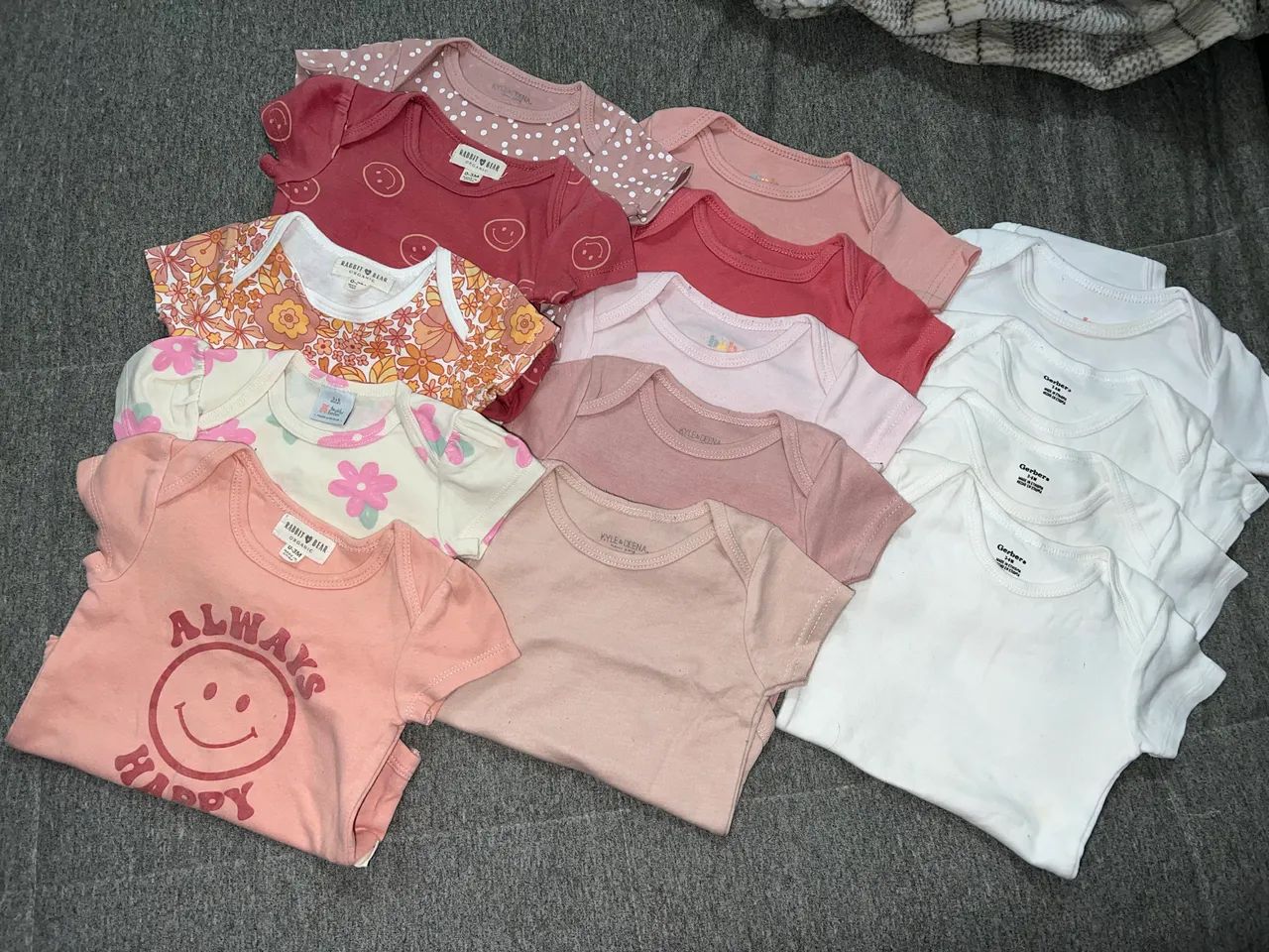 Lote 14 Roupas de  bebê  bodie body marcas  americanas  