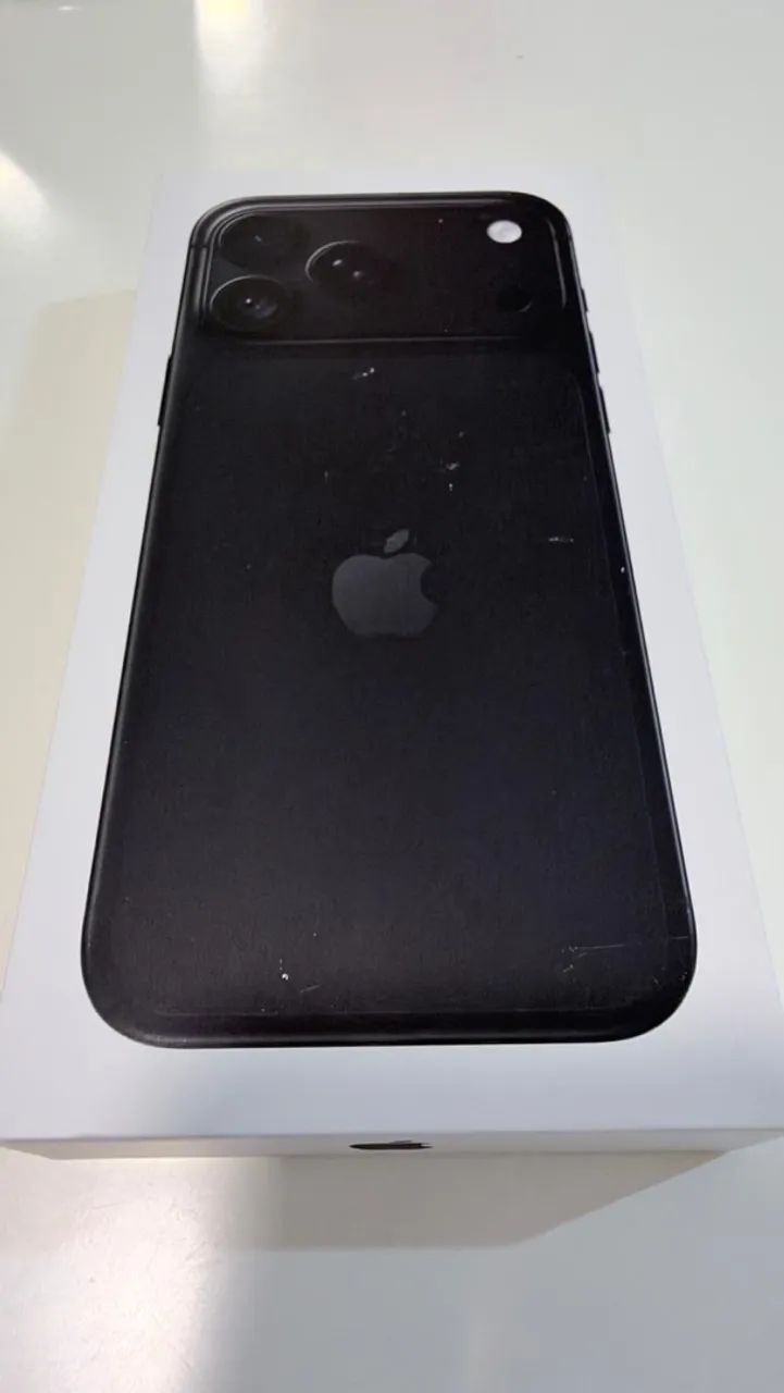 iPhone 18 PRO MAX 256 - preto - Foto 4