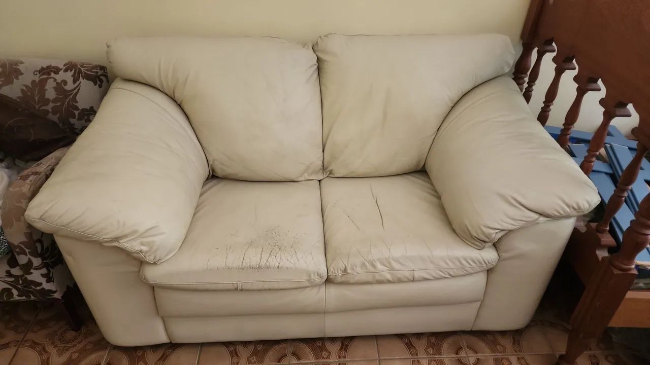 Sofá 3 e 2 lugares usado retirada - Foto 3