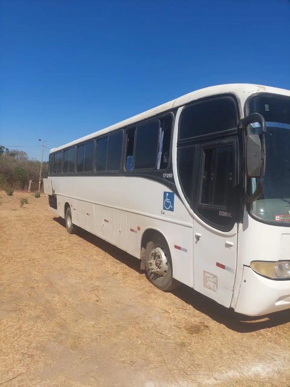 Ônibus Comil Rodoviário  - Foto 2