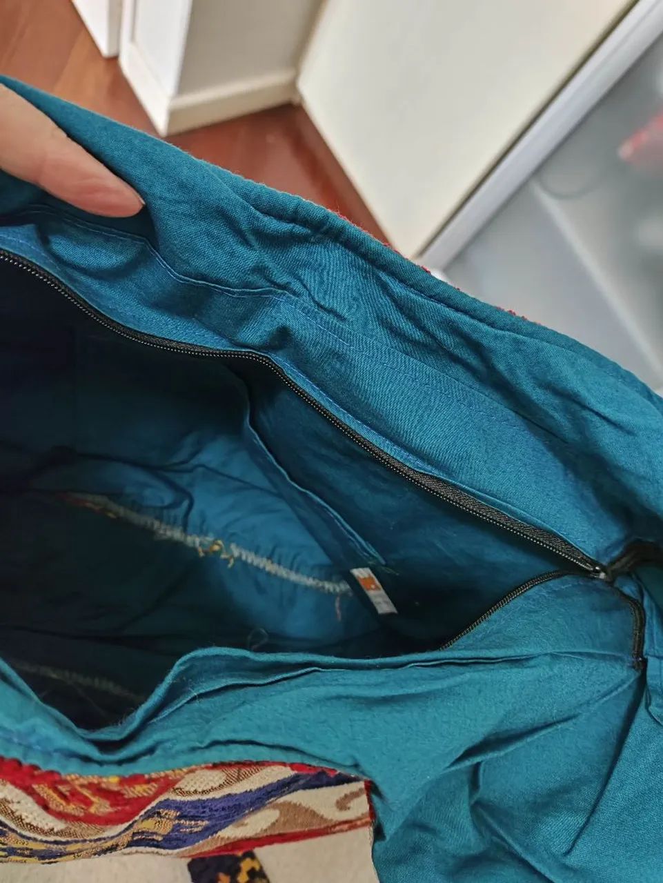 Bolsa transversal boho estampa geométrica - Foto 4