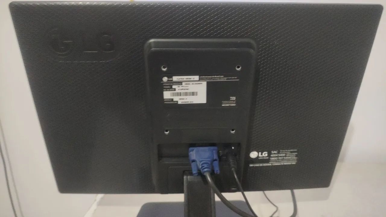 Monitor LG Flatron 16M38A?B | 16 Polegadas LCD
