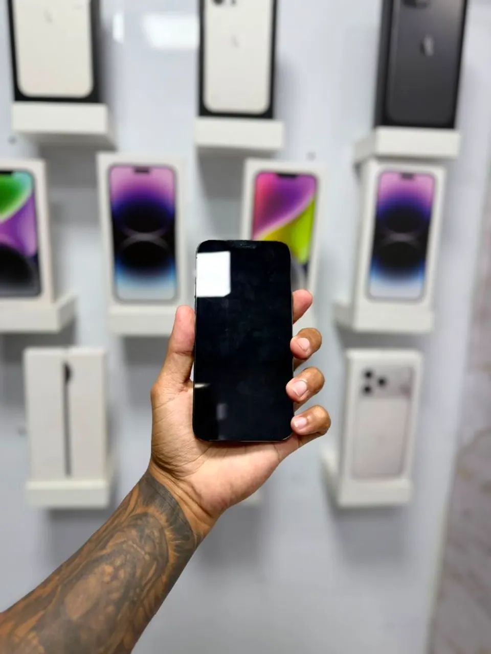 IPHONE 12 PRO 128GB<br>R$ 1.650 - Foto 2