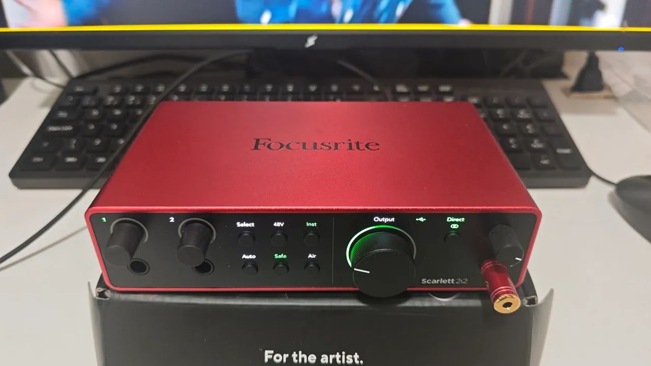 Focusrite Scarlett 2i2 4ª Geração - Foto 3