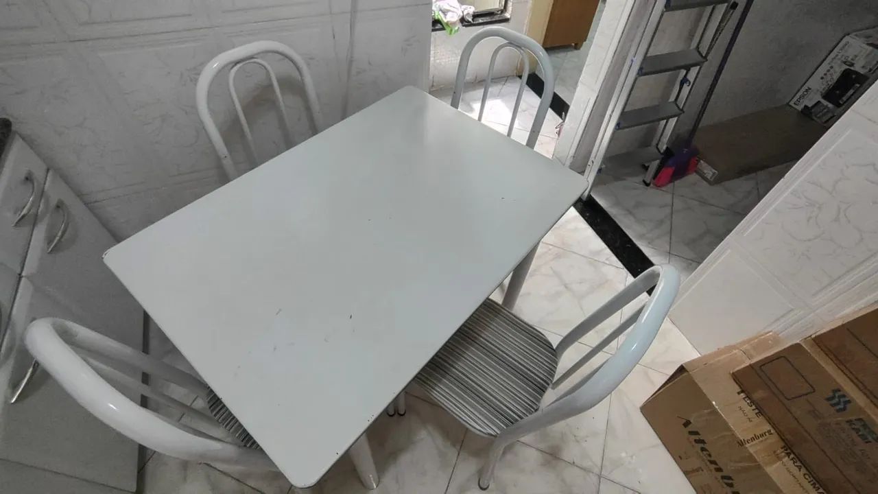 Conjunto c/4 cadeiras de cozinha - Foto 2