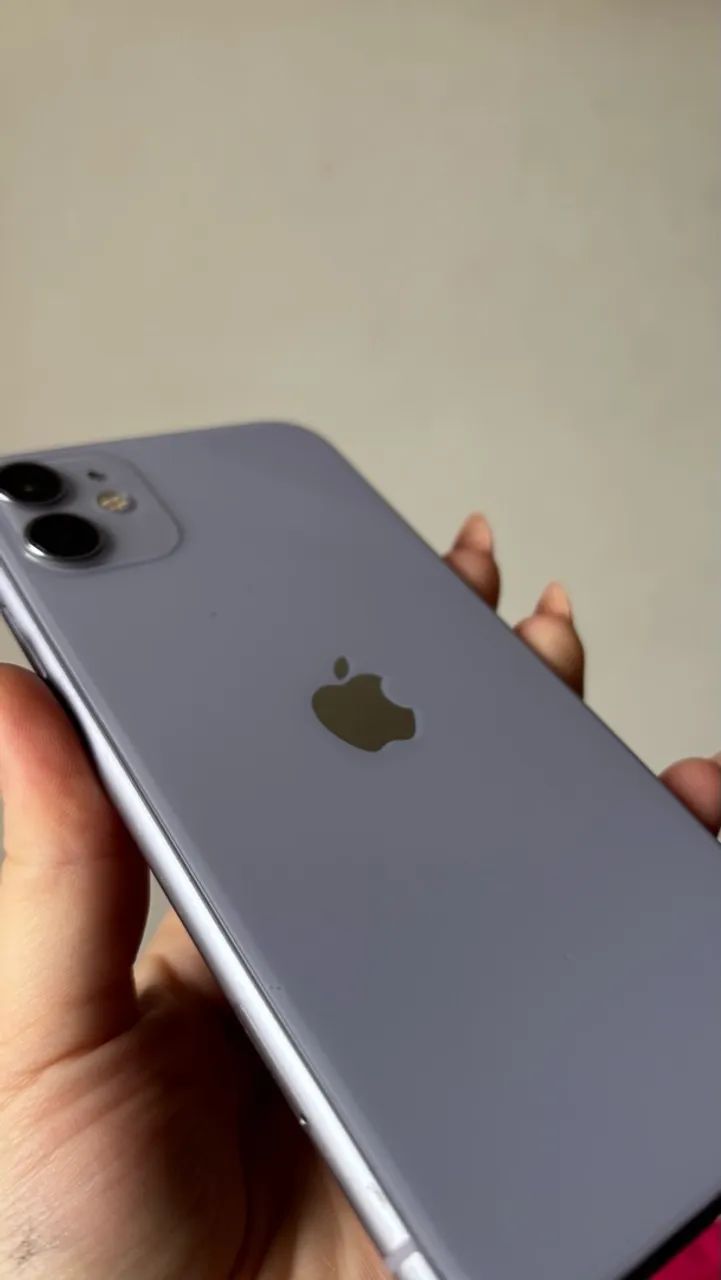 iPhone 11 Roxo 64GB - em bom estado  - Foto 2