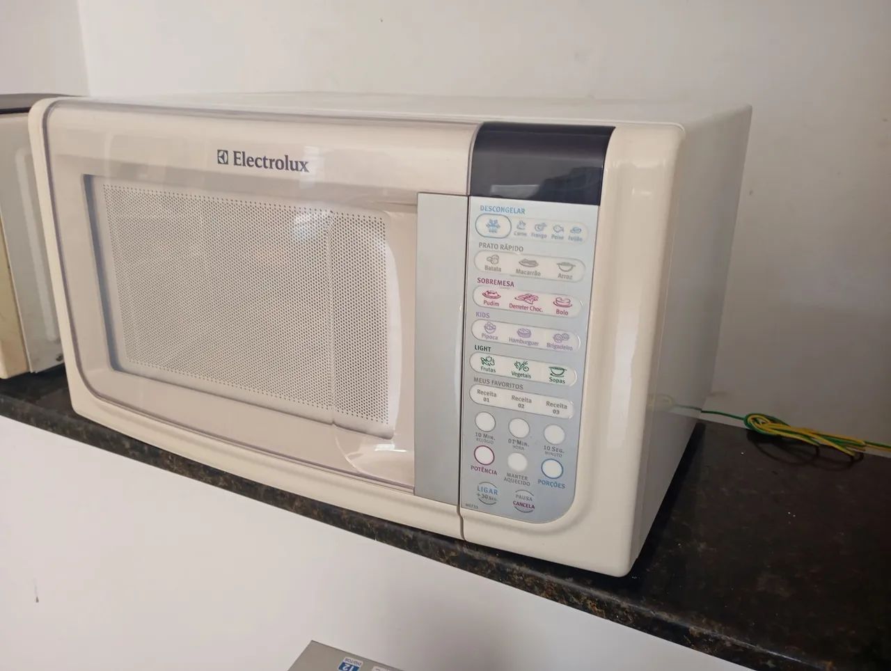 Forno Microondas Eletrolux