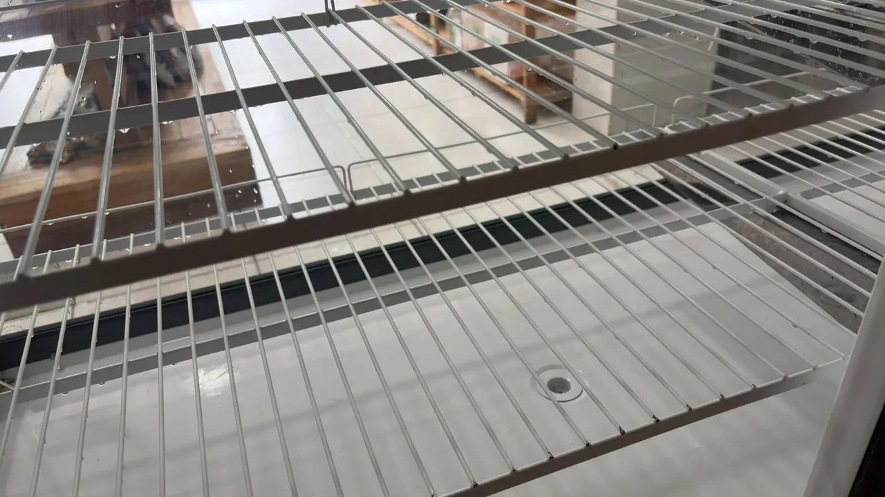 Freezer expositor balcão pouco tempo de uso - Foto 4