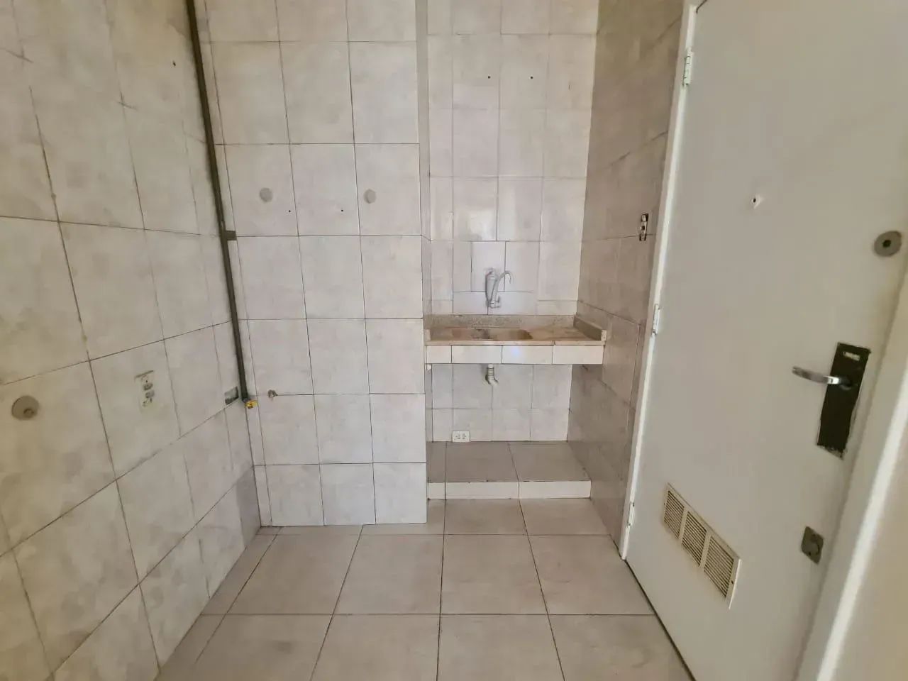 Imóvel para venda e quarto e sala com 37 metros quadrados com 1 quarto no Catete - Foto 4