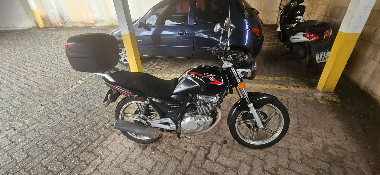 GSR150i Suzuki - 2012 - Foto 3