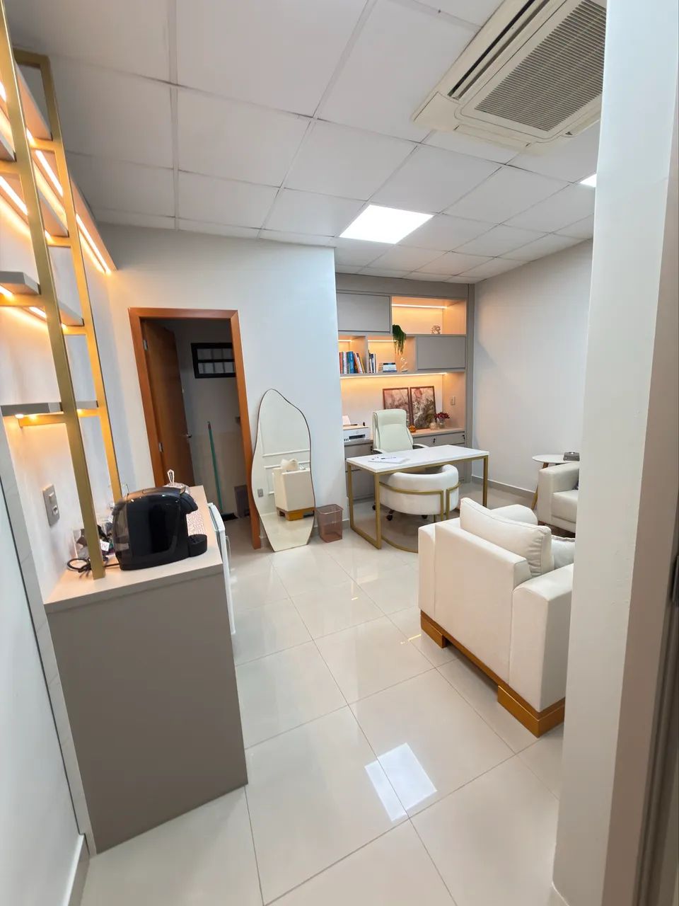 OPORTUNIDADE ÚNICA SALA COMERCIAL PORTEIRA FECHADA NO CENTRO SUL DE CUIABÁ - Foto 5