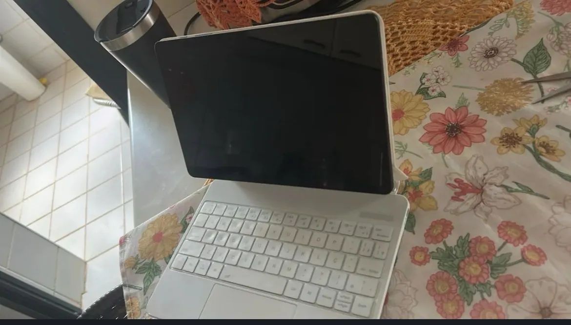 Magic Keyboard 