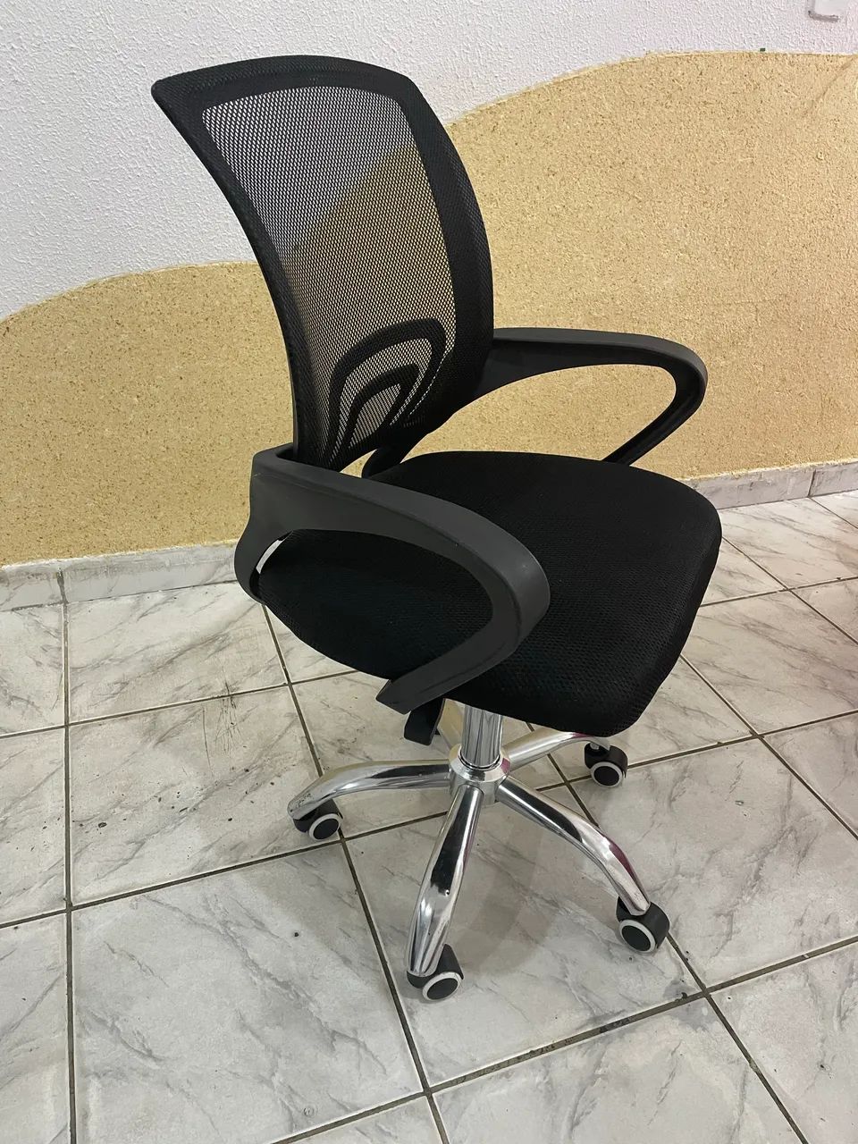 Cadeira de escritório  - Foto 2