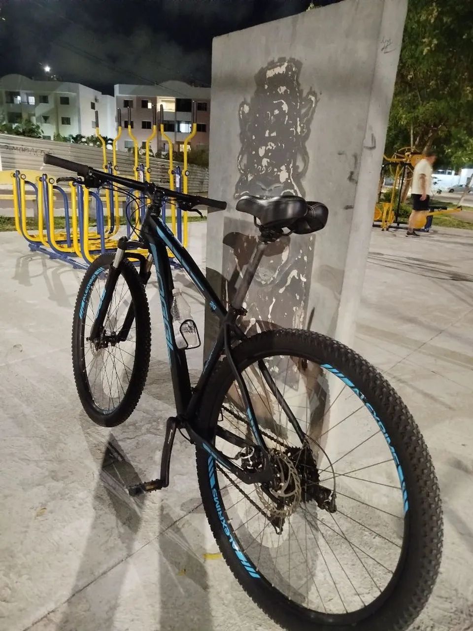 Bicicleta pouco usada - Foto 4