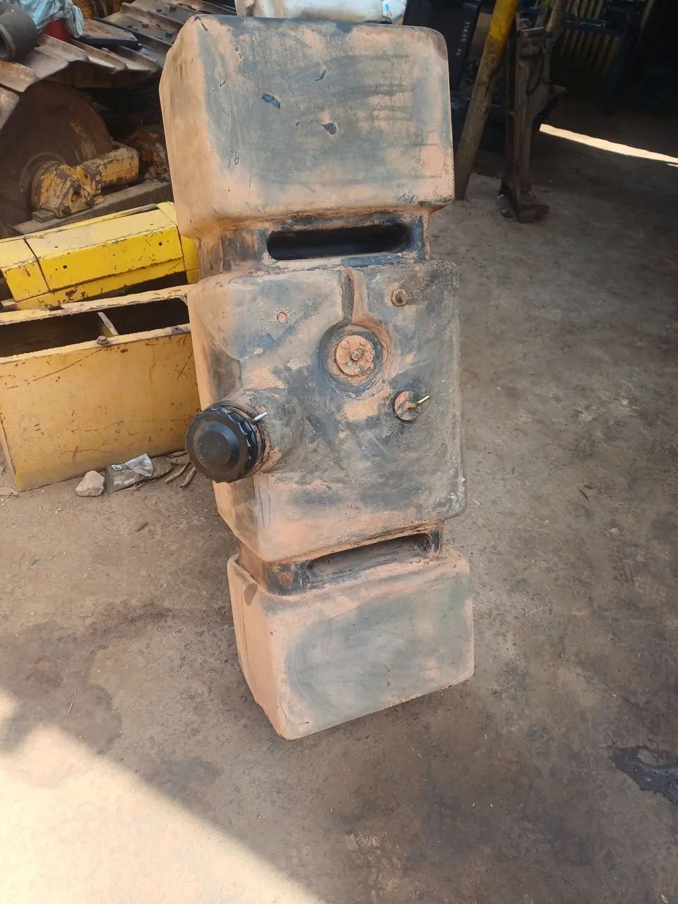 Tanque de combustível 150 litros.  - Foto 2
