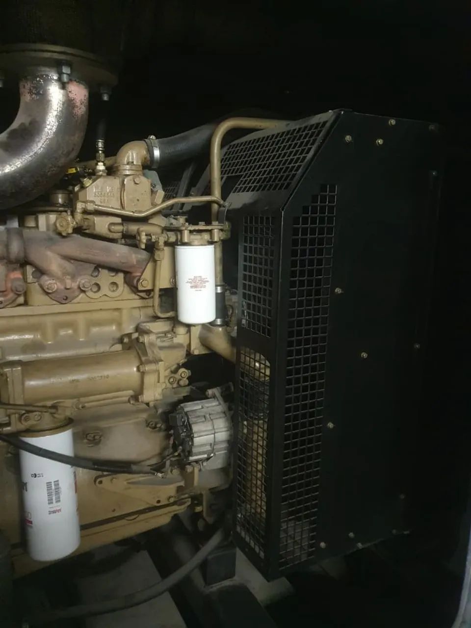 GERADOR DE ENERGIA CARENADO SUPER SILENCIADO 450 KVA - Foto 2