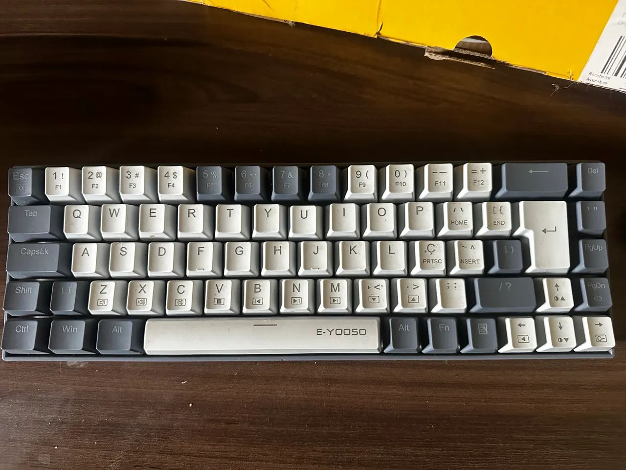 Teclado mecânico k686