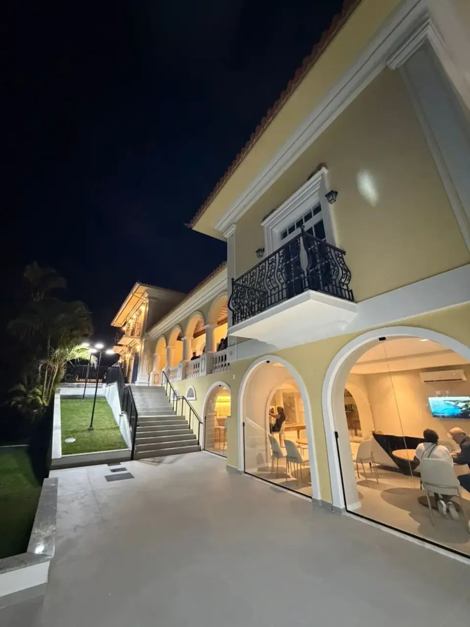 Apartamento para venda possui 130 metros quadrados com 3 quartos - Foto 3