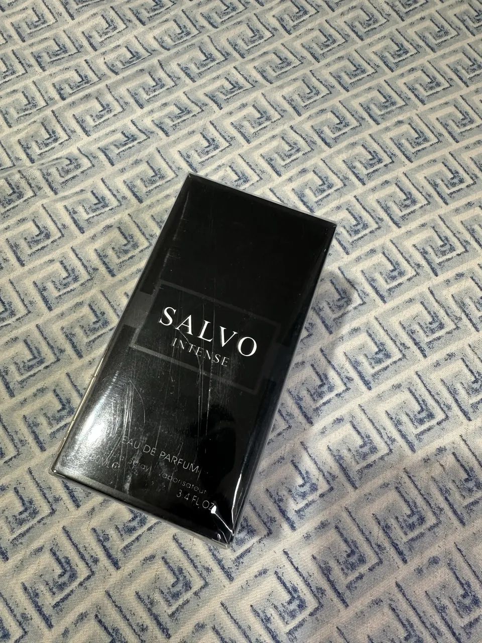 Salvo intense 