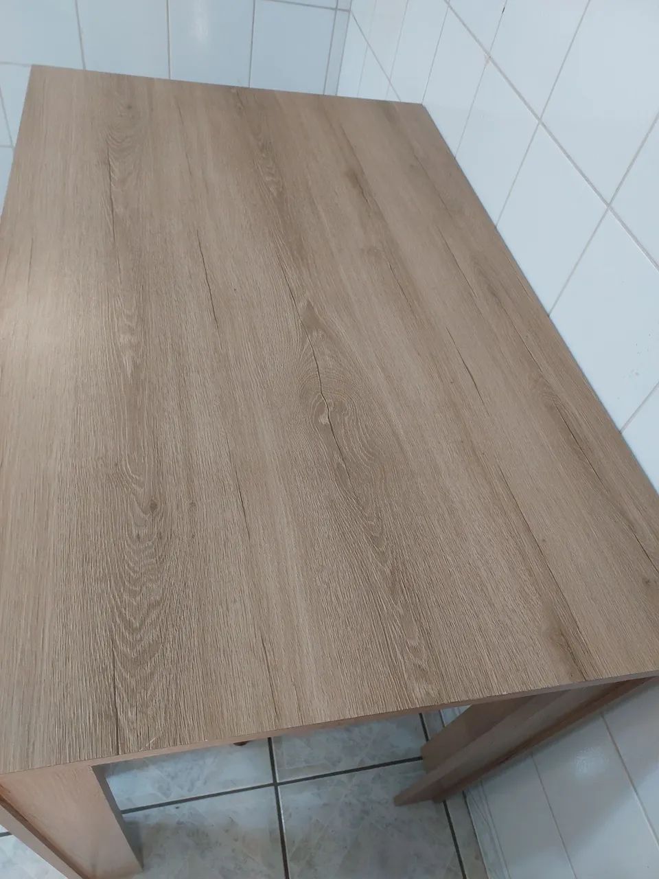 Mesa com 4 cadeiras em MDF - Foto 2