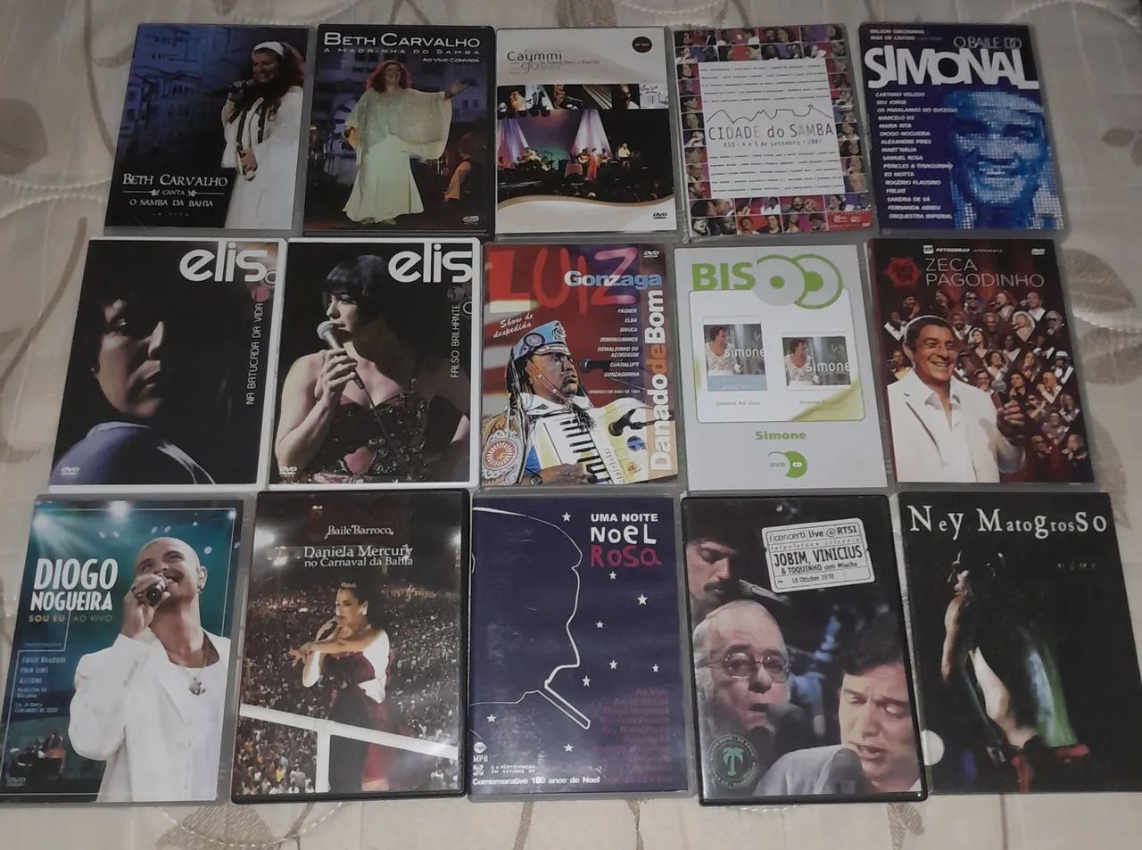 Varios cds e dvds de samba,mpb ,axé,pagode.. - Foto 5