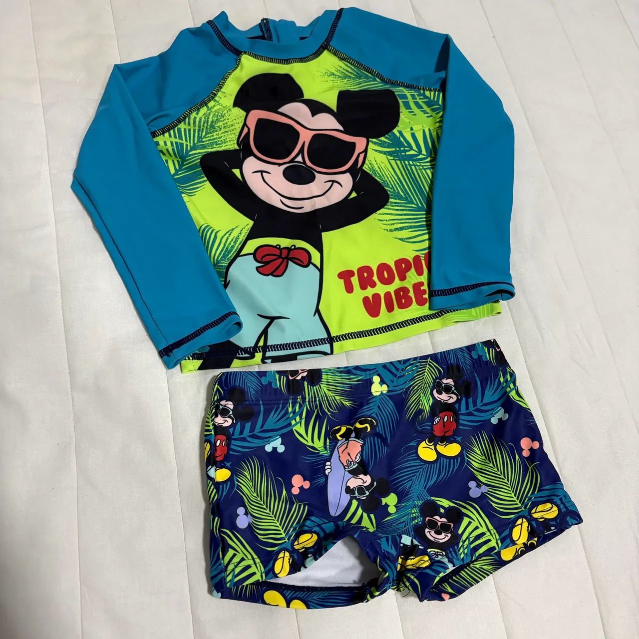 Roupa de praia 2 anos 