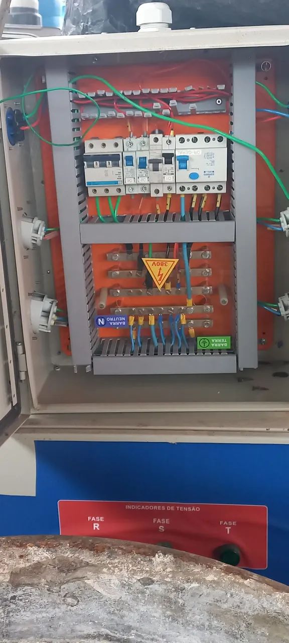 Caixa eletrica - Foto 2