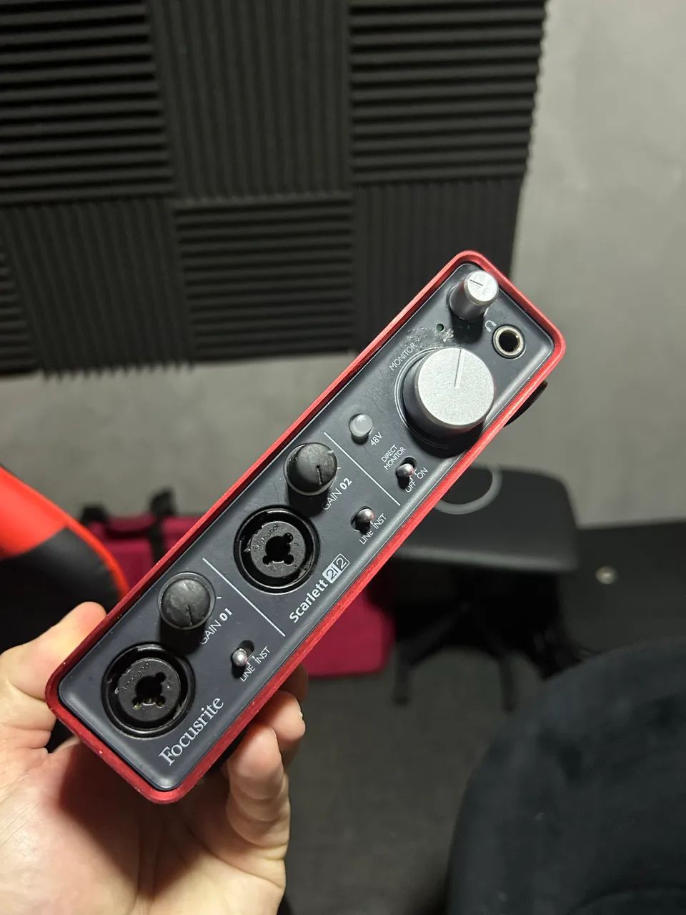 Interface de áudio focusrite 2i2  - Foto 2
