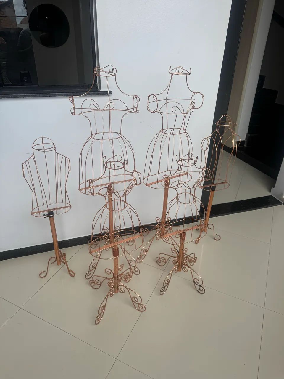 Manequim de roupas infantis  - Foto 4