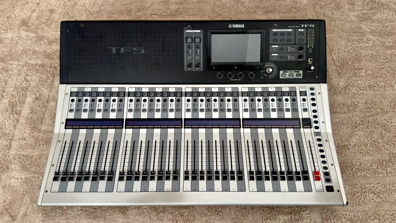 Mesa de som Yamaha TF5 - Foto 5