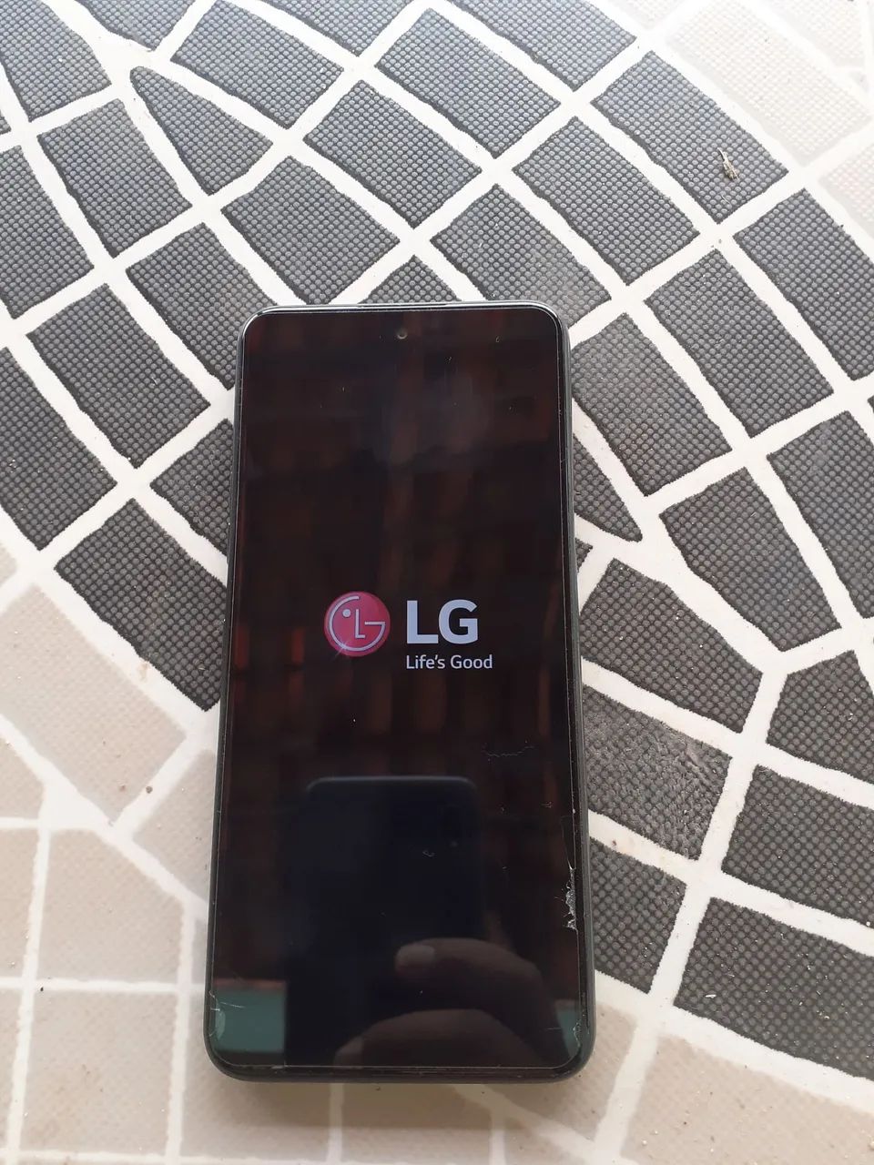 Celular LG k52