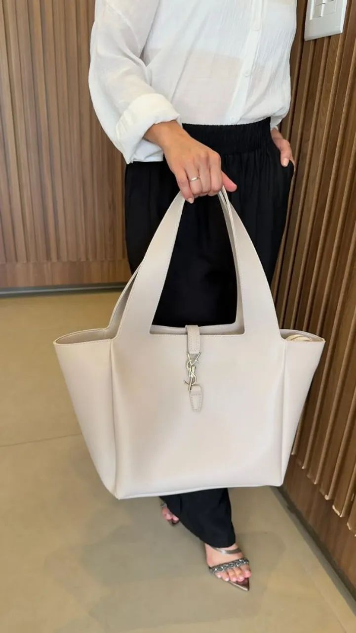 Bolsa Baú Estilo YSL Feminina Premium - Design Moderno e Sofisticado - Foto 4