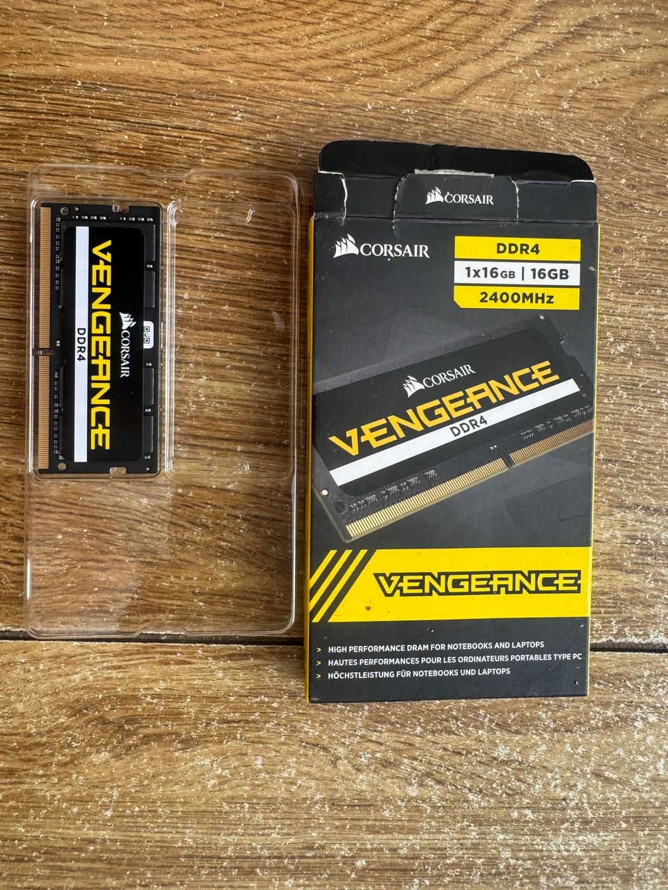 Memória RAM Corsair Vengeance 16GB DDR4 2400MHz Notebook SO-DIMM