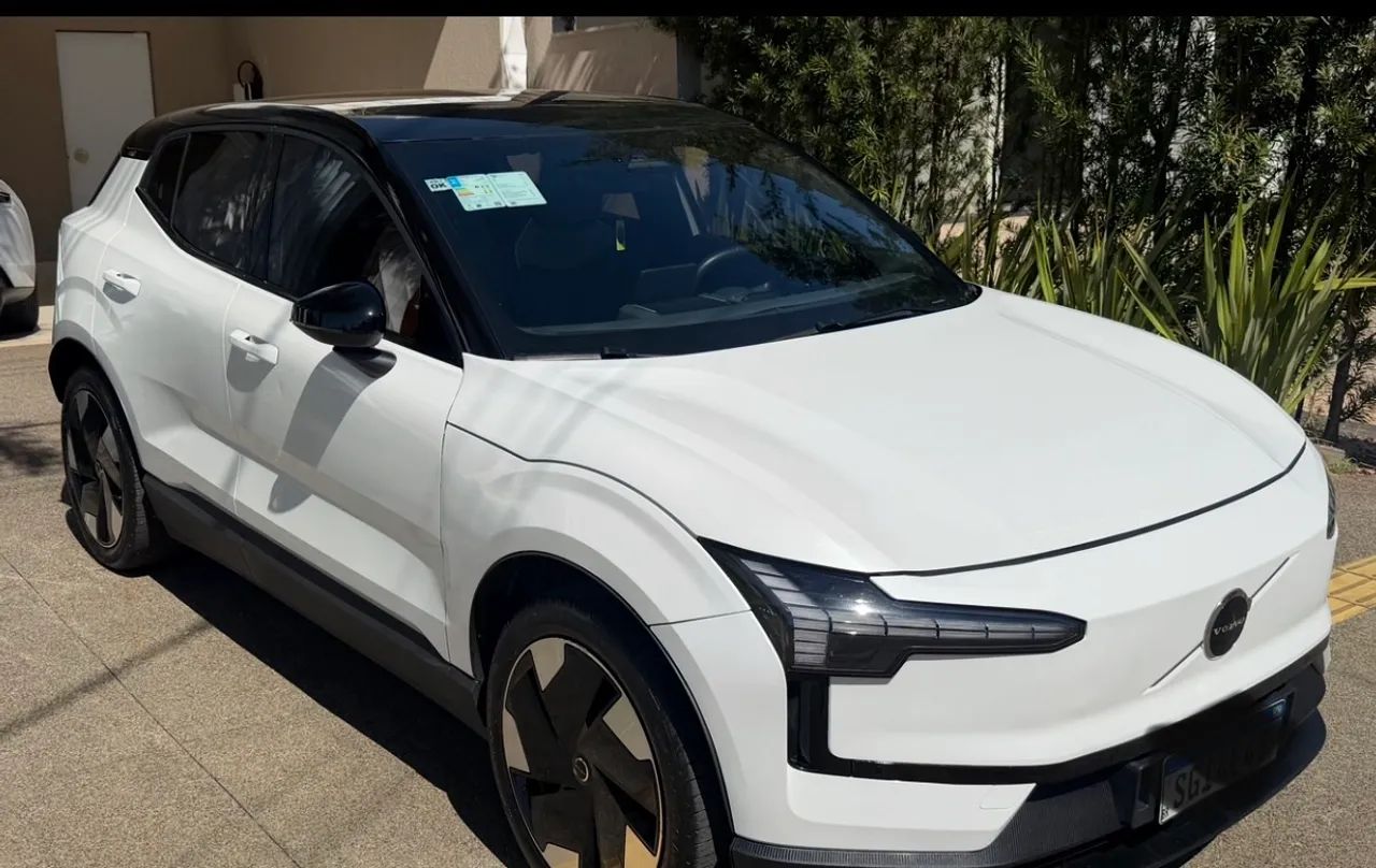 Volvo EX30 E60 Plus (elétrico) 2024 - Foto 5