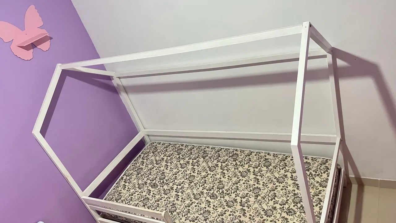 Cama infantil com colchão à venda 