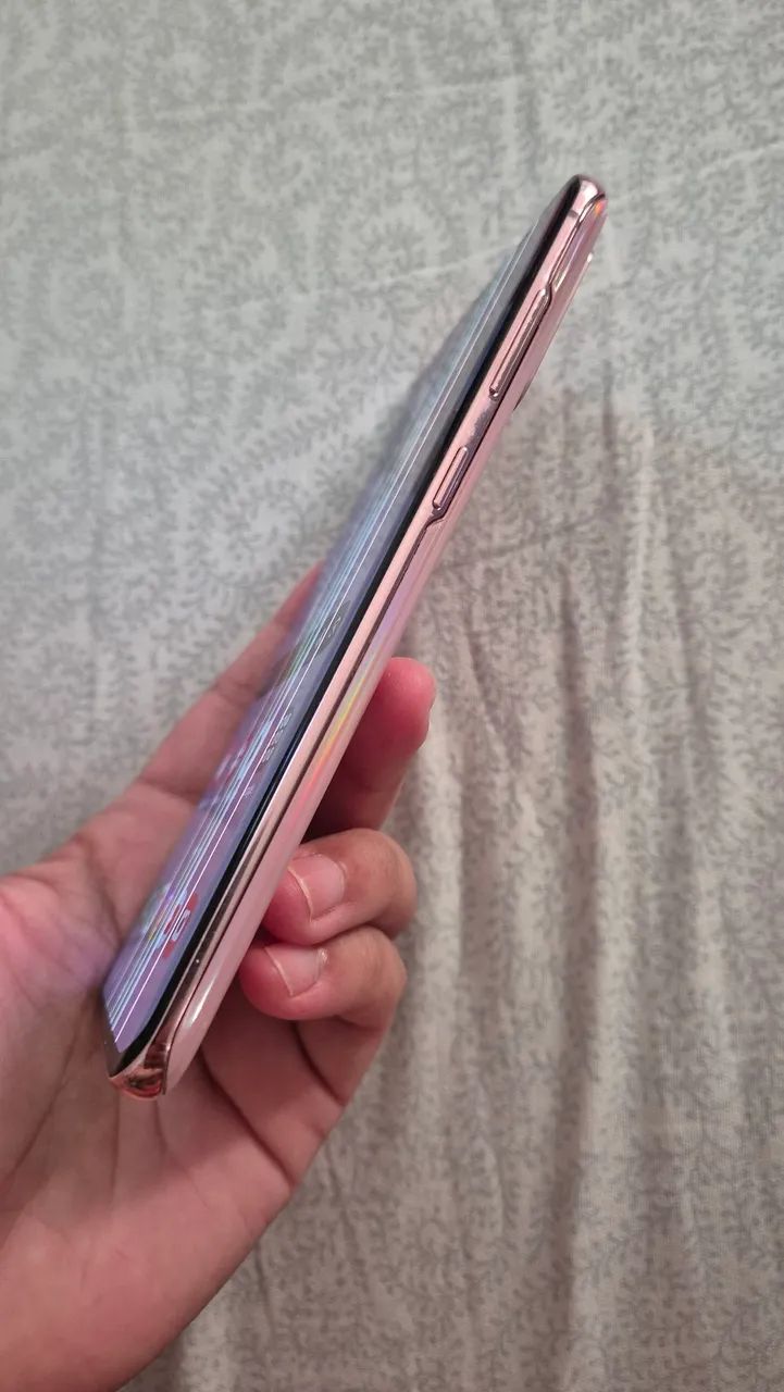 Samsung S20 com listras na tela - Foto 4