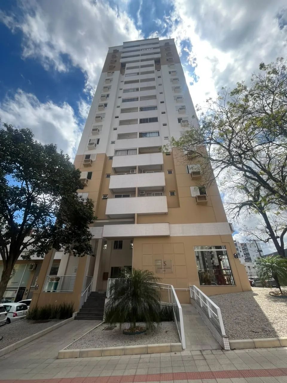 Apartamento para alugar no Centro de Criciúma - Foto 2