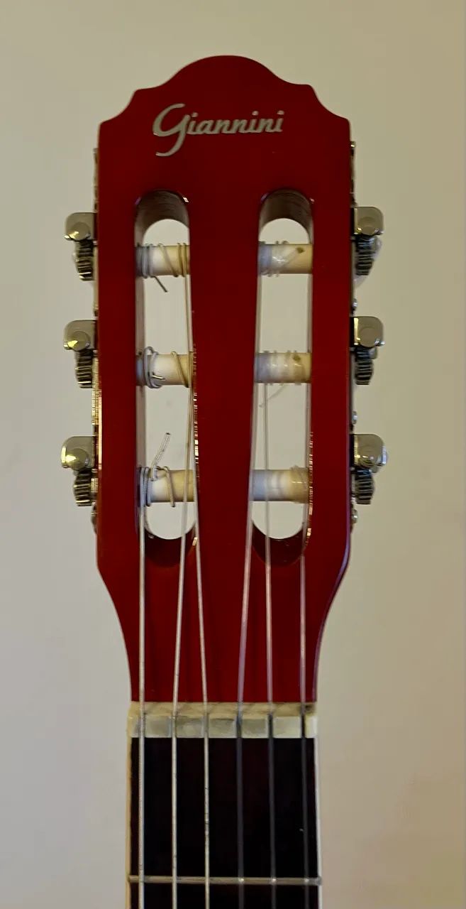 Vendo Violão Giannini Nylon em perfeito estado - Foto 4