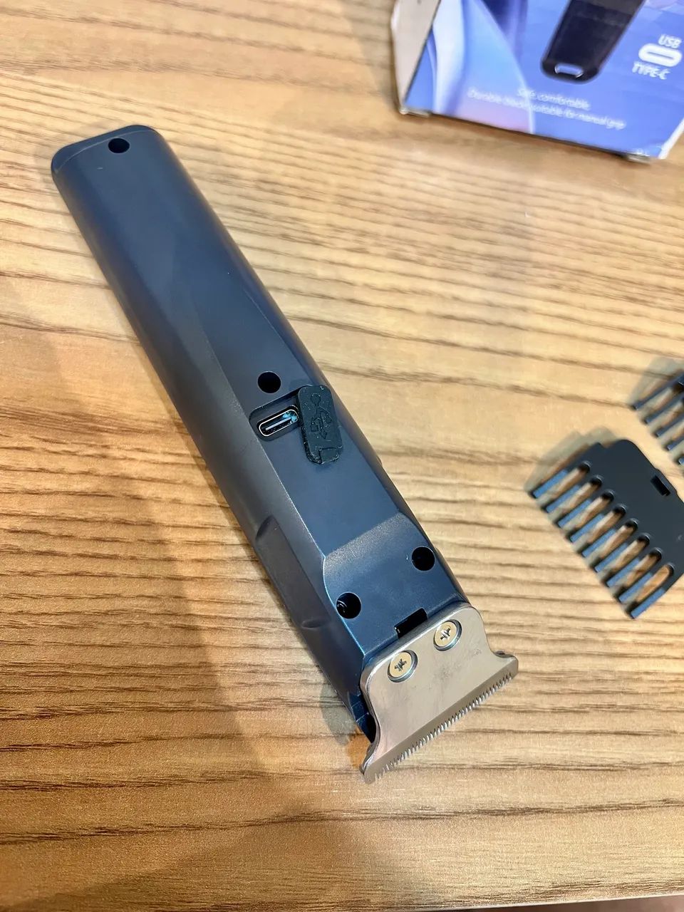 Máquina de Cortar Cabelo e Barbeador Elétrico Completo - Foto 3