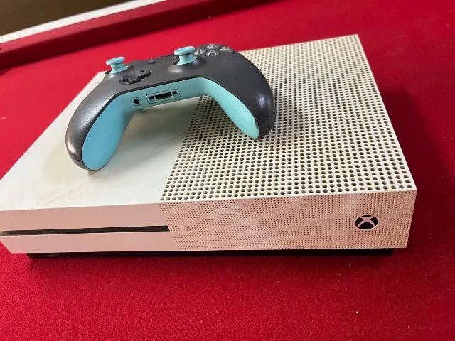 Xbox One S