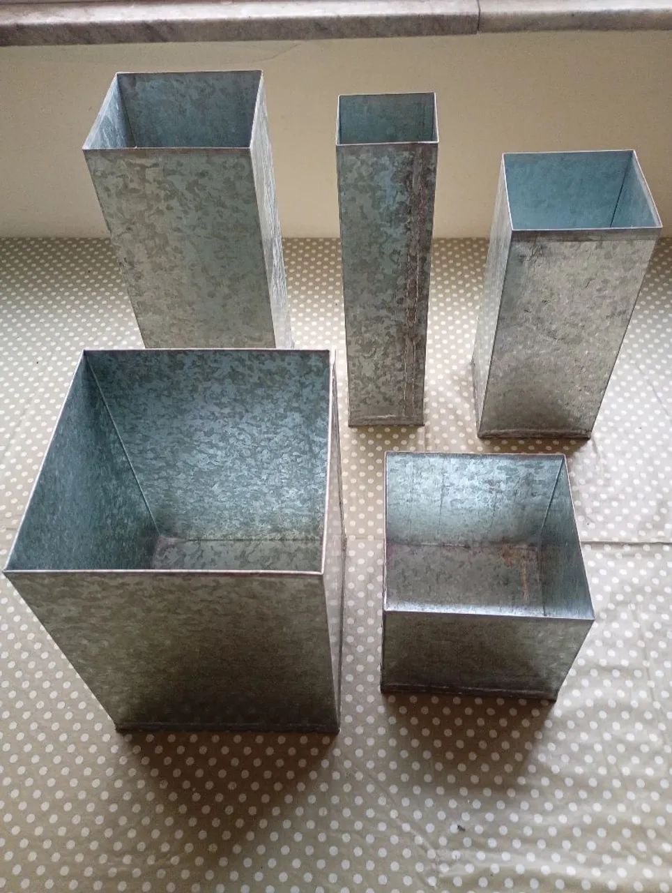 Diversas formas e tamanhos de vela em metal galvanizado - Foto 3