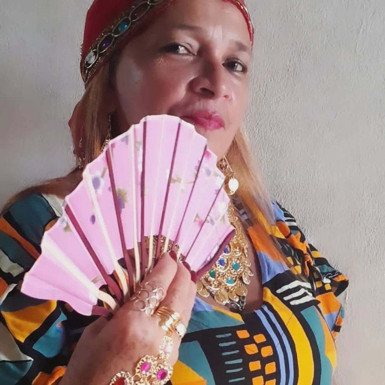 Ofereço  meus serviços como  cartômantica