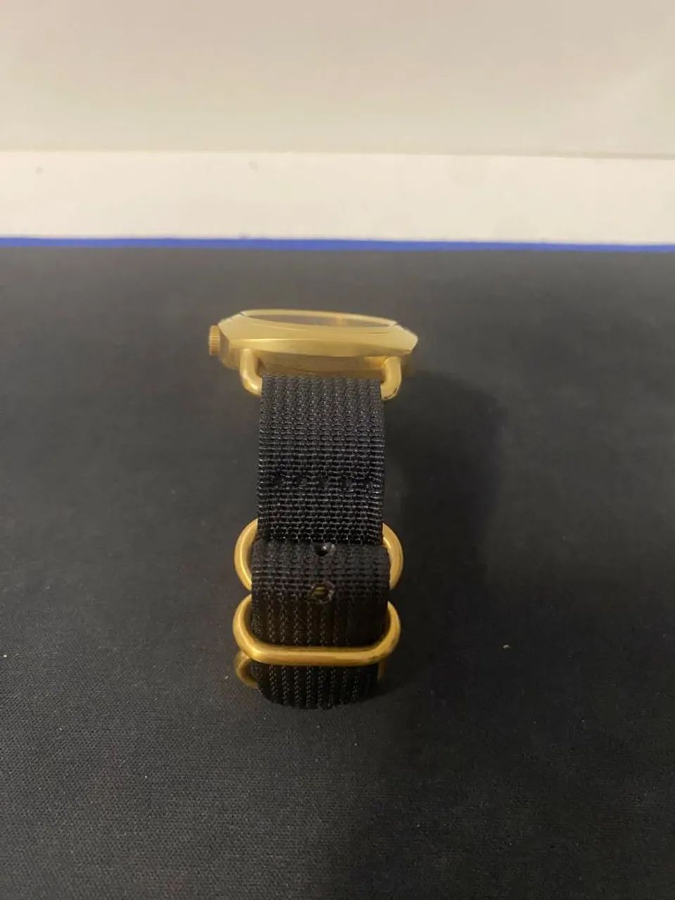 Relógio Diesel Vintage DZ2127 Dourado e pelaeira de nylon usado - Foto 5