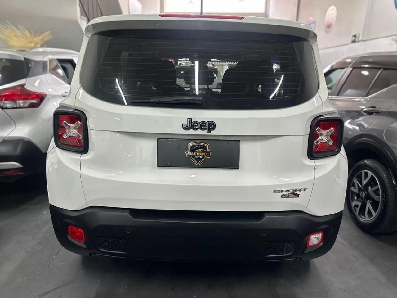 Jeep Renegade Sport 1.8 4X2 Flex 16V Aut. 2016 - Foto 2