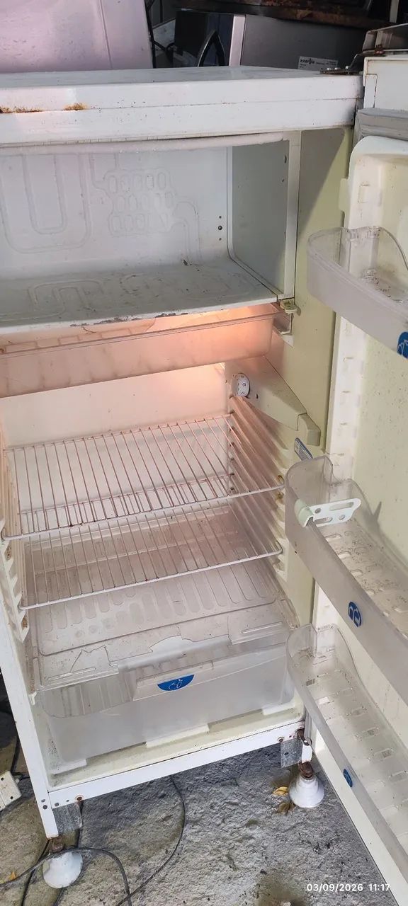 Geladeira dako simples