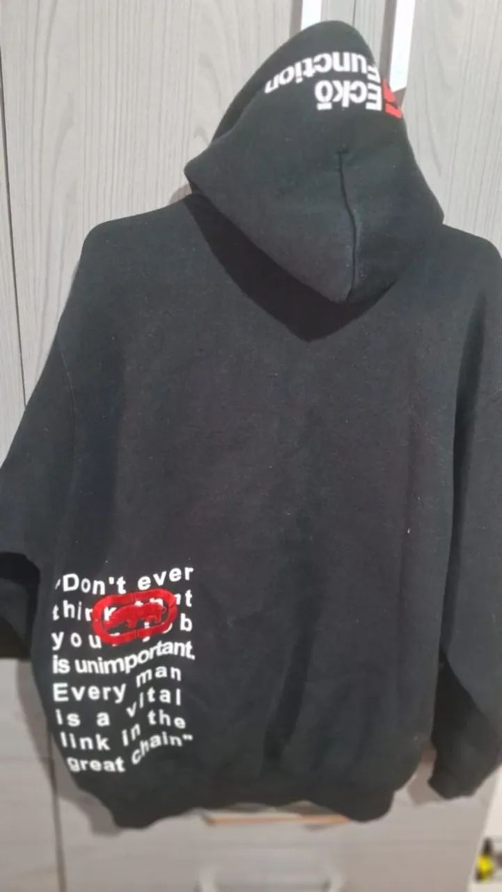 Vendo blusa de moletom comprada no Japão  - Foto 3