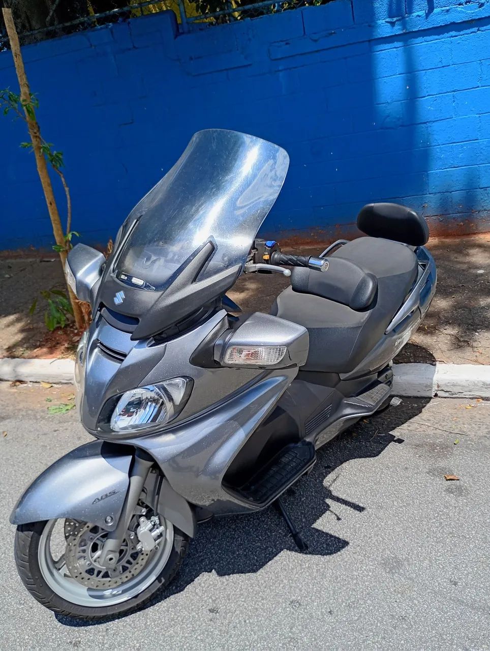 Burgman 650 executive Zerada - Foto 2